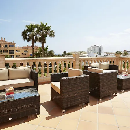 Grupotel Macarella & 아파트호텔