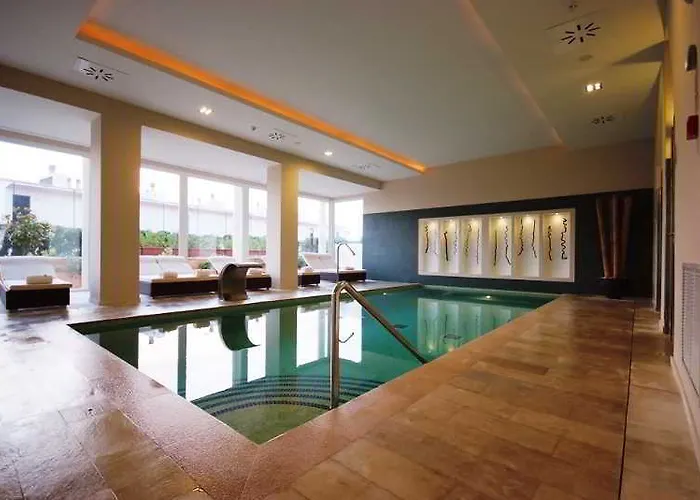 Grupotel Macarella & 4*