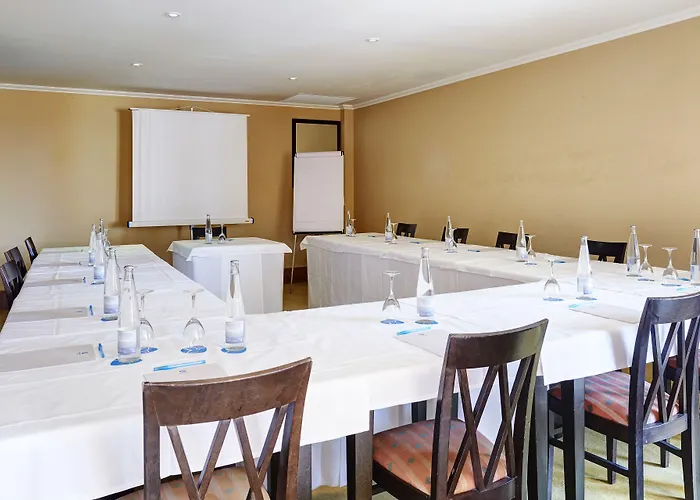 Grupotel Macarella & מלון דירות סון קסוריגואה