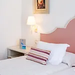 Apartahotel Grupotel Macarella &