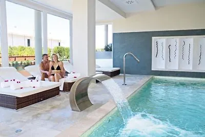 Grupotel Macarella & Hotel apartamentowy Son Xoriguer