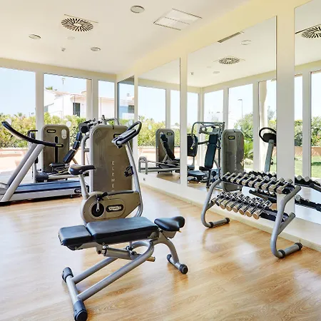 Grupotel Macarella & Hotel apartamentowy Son Xoriguer