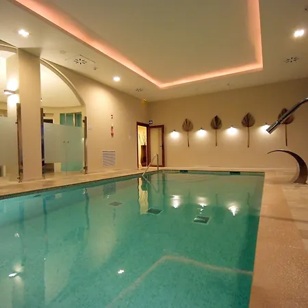 グルーポテル マカレラ スイーツ＆スパ アパートホテル