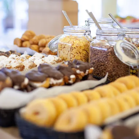 Grupotel Macarella & 4* Son Xoriguer