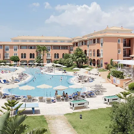 Grupotel Macarella & Hotel apartamentowy 4*