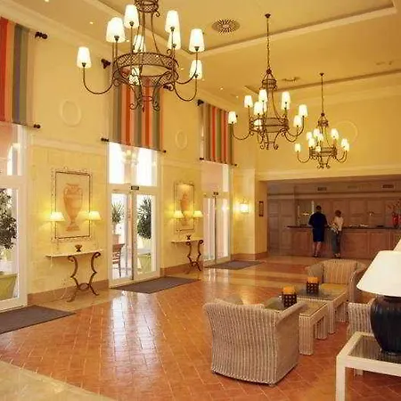 Grupotel Macarella & Hotel apartamentowy