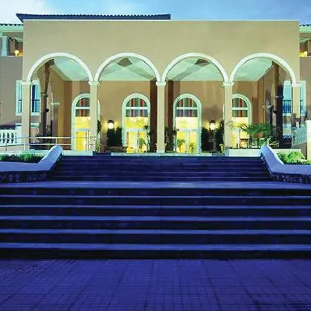 グルーポテル マカレラ スイーツ＆スパ ソン・ショリゲル