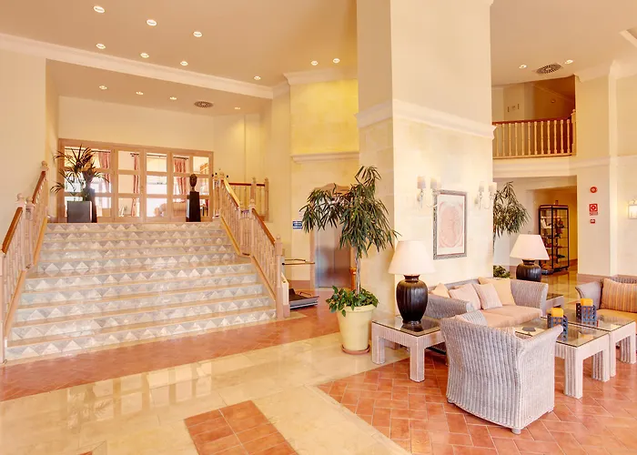 Grupotel Macarella & Appart hôtel