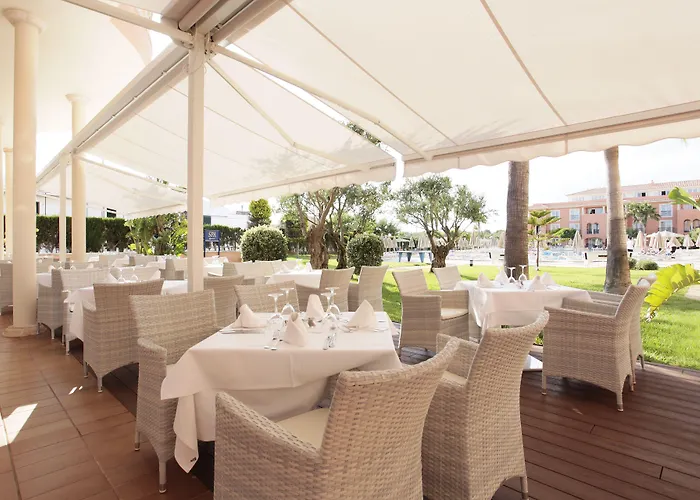 Grupotel Macarella & מלון דירות סון קסוריגואה