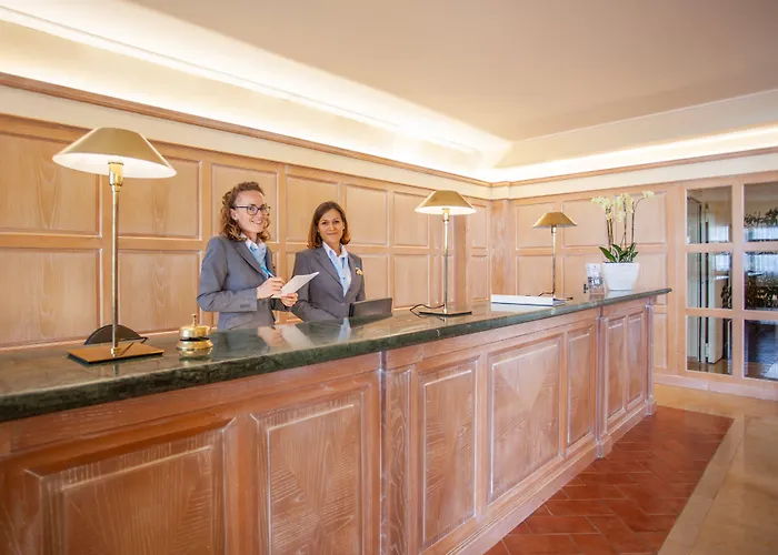 Grupotel Macarella & Ξενοδοχείο με διαμερίσματα 4*