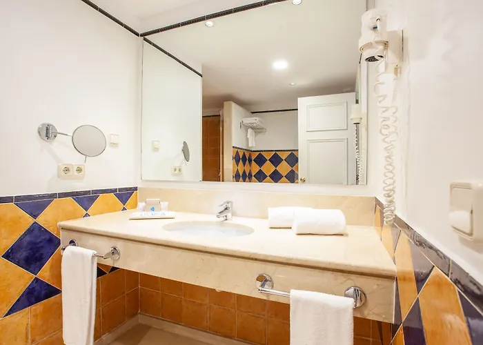 Grupotel Macarella & 4* Son Xoriguer