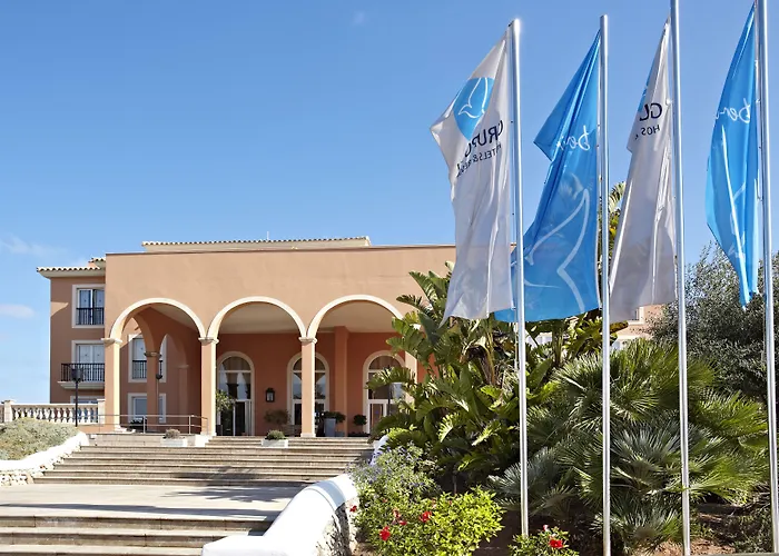 Ξενοδοχείο με διαμερίσματα Grupotel Macarella & 4*