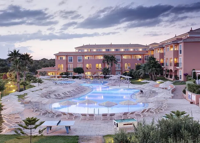 Ξενοδοχείο με διαμερίσματα Grupotel Macarella &