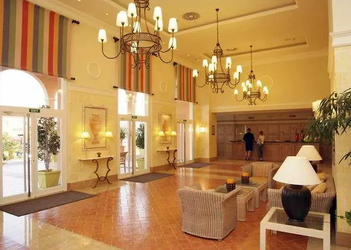 Grupotel Macarella & Ξενοδοχείο με διαμερίσματα