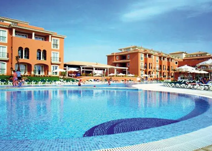 Grupotel Macarella & Ξενοδοχείο με διαμερίσματα